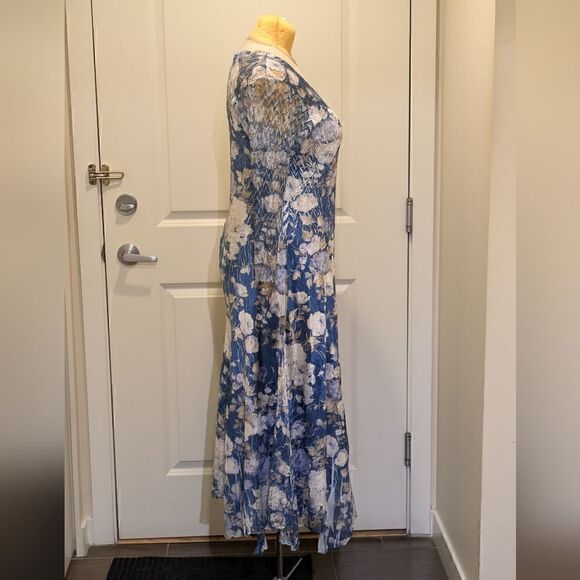 EUC Komarov XL Lace Sleeve Charmeuse and Chiffon Cocktail Dress in Casablanca - Picture 10 of 16